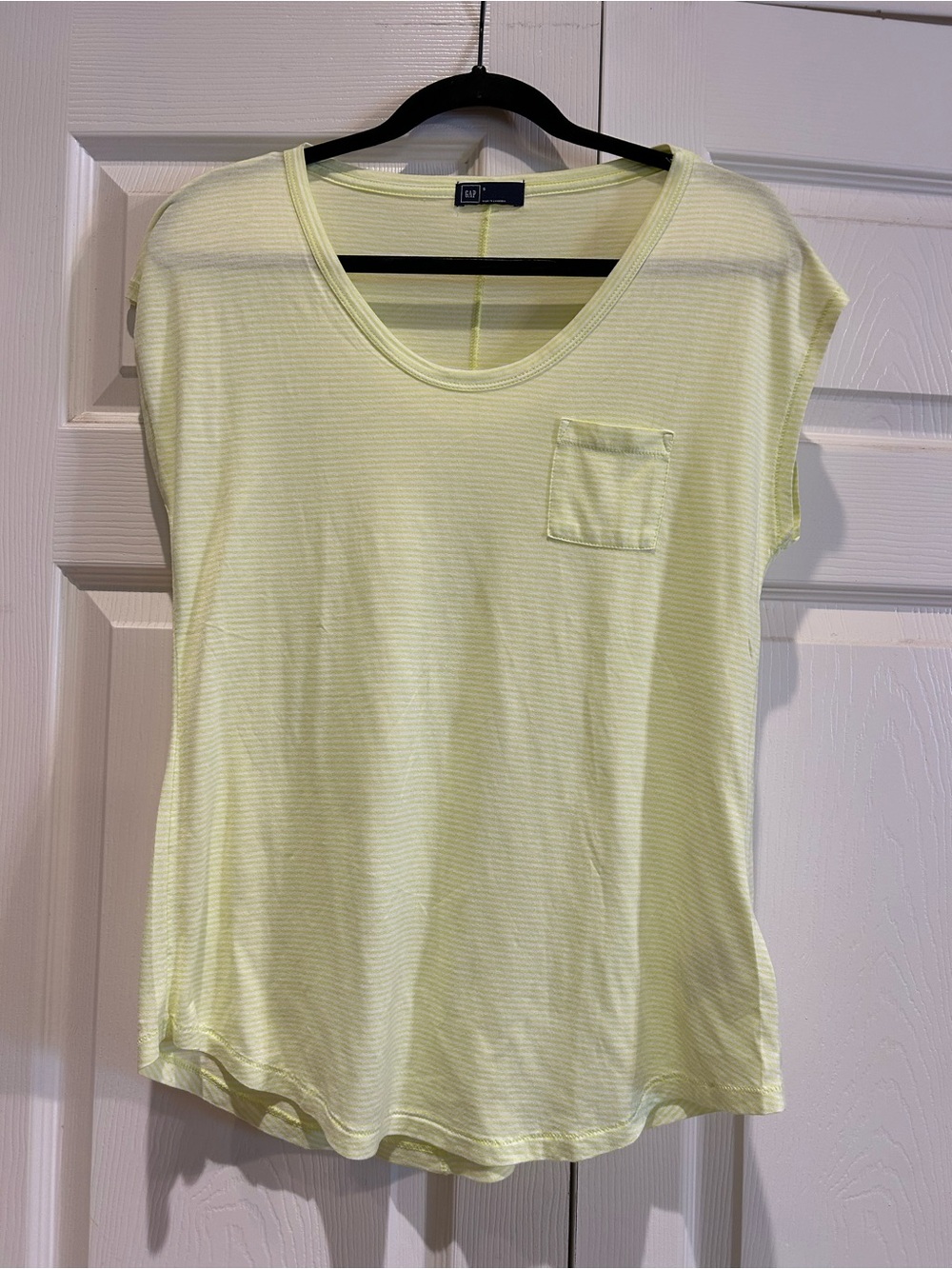 GAP Pale Yellow Short Sleeve Scoop Neck Tee with Chest Pocket